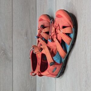 Keen Womens Whisper Outdoor Hiking Fisherman shoes Sandals sz 5